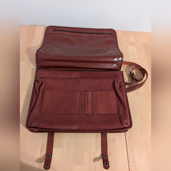 Leather bag / book bag/ laptop bag - Picture 2 of 4